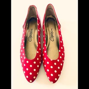 Capri distressed Patent leather& Red polkadot fabric flats sz 8 NEW